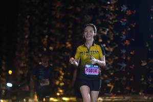 BIB: 4034
                            <button type="button" onclick="openModal(18287623)" class="btn btn-primary btn-sm float-right btn-popup" data-toggle="modal" data-target=".modal-high-quality">
                        <i class="fas fa-shopping-cart"></i> Add to Cart
                    </button>
                                            <button type="button" onclick="isThisMe(18287623, true)" class="btn btn-success btn-sm float-right btn-popup btn-isme hidden" data-toggle="tooltip" data-placement="bottom" title="นี่คือรูปของคุณใช่ไหม คลิกที่นี่เพื่อเอาเข้าอัลบั้ม">
                        <i class="fas fa-plus"></i> Add to album
                    </button>
                    <button type="button" onclick="isThisMe(18287623, false)" class="btn btn-warning btn-sm float-right btn-popup btn-isnotme hidden">
                        <i class="fas fa-ban"></i> Remove from album
                    </button>